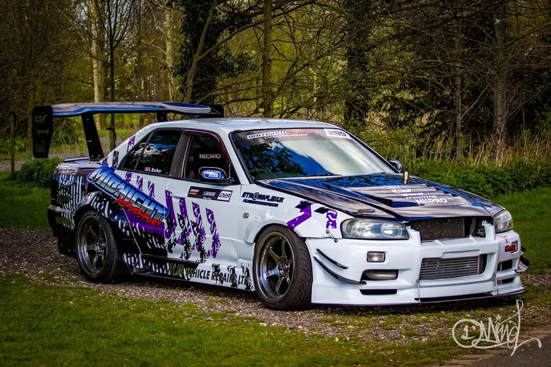 Lee Barker Skyline R34 Cosmis XT-006r